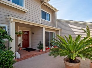1007 Gleneagles Pl, Vista, CA 92081