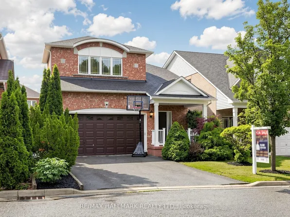 14 Kerr Ln, Aurora, ON L4G 0E5