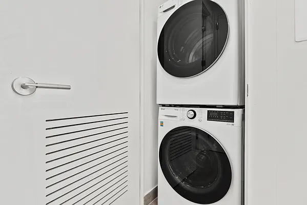 Rented by Nooklyn NYC LLC | media 14