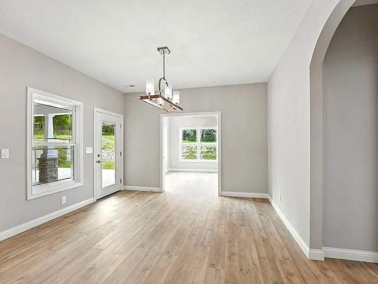 520 Eighty Lane Lake James — Photo 10