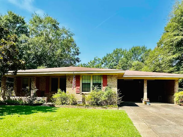 706 Elm St, Crossett, AR 71635