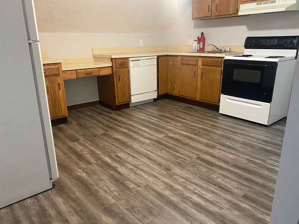 2nd image of 36 Main St APT 3