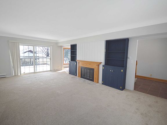 5th image of 935 5th Ave S #935