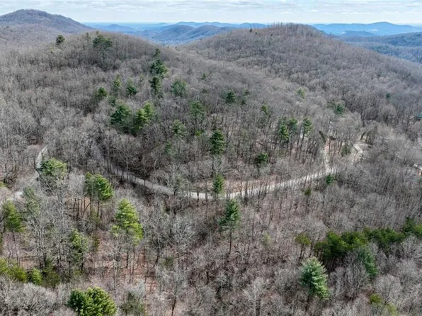 5137 E Brocktown Rd, Moravian Falls, NC 28654