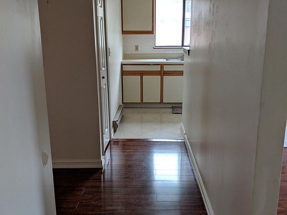 3rd image of 23 Lemontree Ct