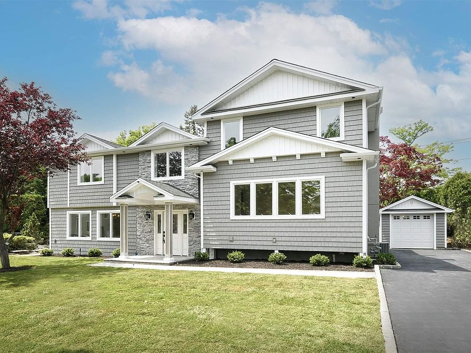 1st image of 17 Fern Drive W