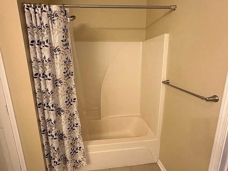 7509 Callahan Dr — Photo 9