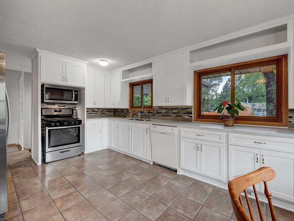 1st image of 7800 Sugarloaf Trl