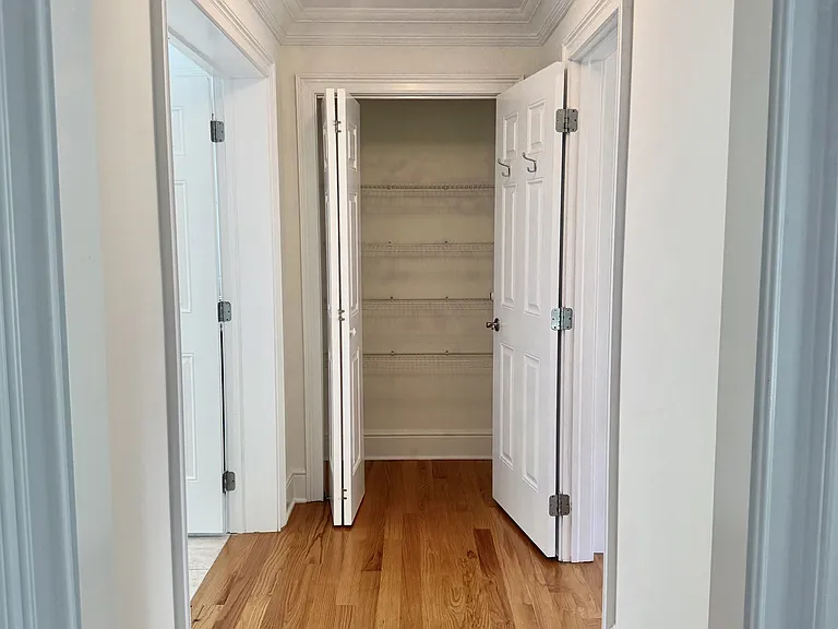 primary bedroom hallway