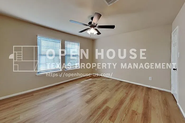 19715 Seabury Path Ct — Photo 15