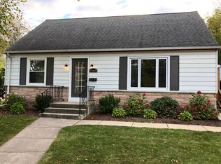 N45W5731 Spring St, Cedarburg, WI 53012