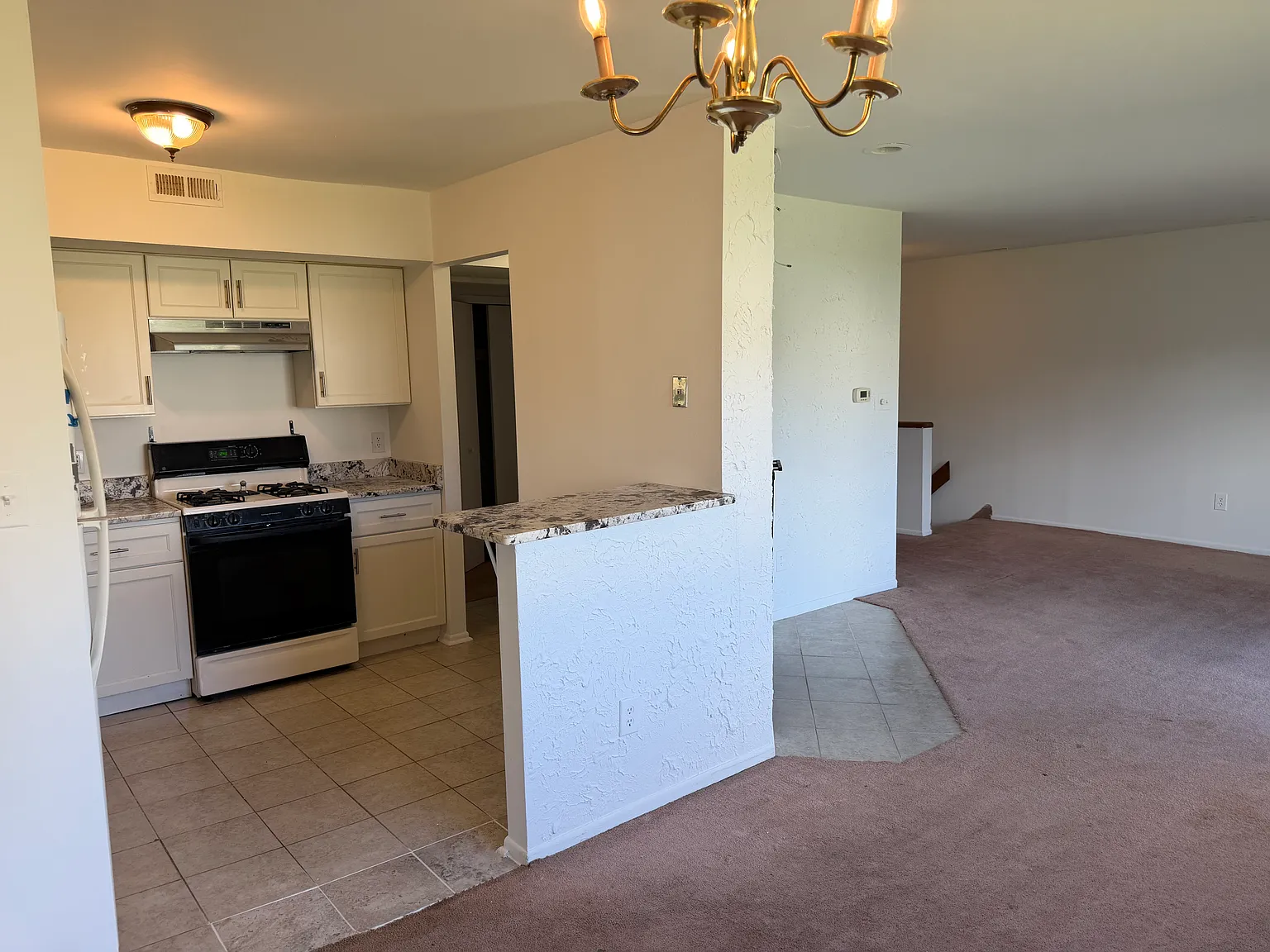 3 bed, 1550 sqft, $2,700 — Photo 4
