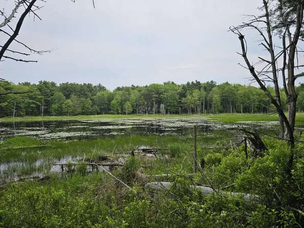 105-26 Back Eighty Road, Boothbay, ME 04537