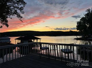 369 Skyland Ct, Mount Gilead, NC 27306