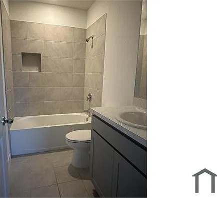 390 NE 12th St #390 — Photo 5
