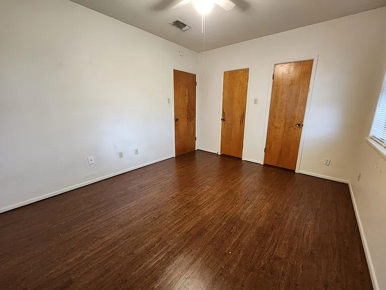 1274 Hillcrest Dr — Photo 14