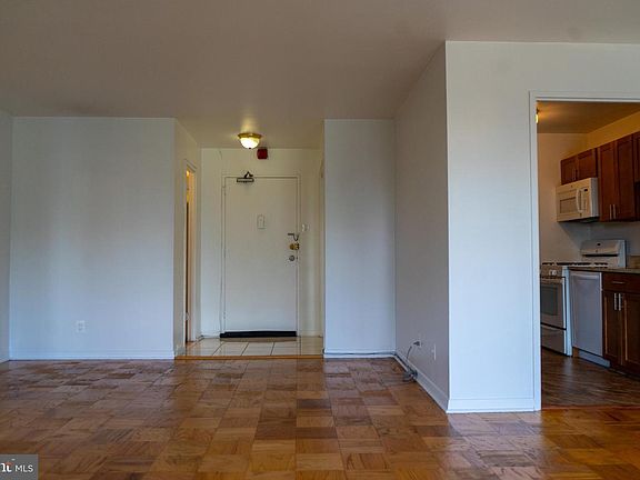 2nd image of 1900 Lyttonsville Rd APT 612