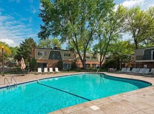 2042 Louisiana Ave S, Saint Louis Park, MN 55426