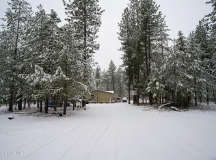 650 Spirit Valley Ln, Blanchard, ID 83804