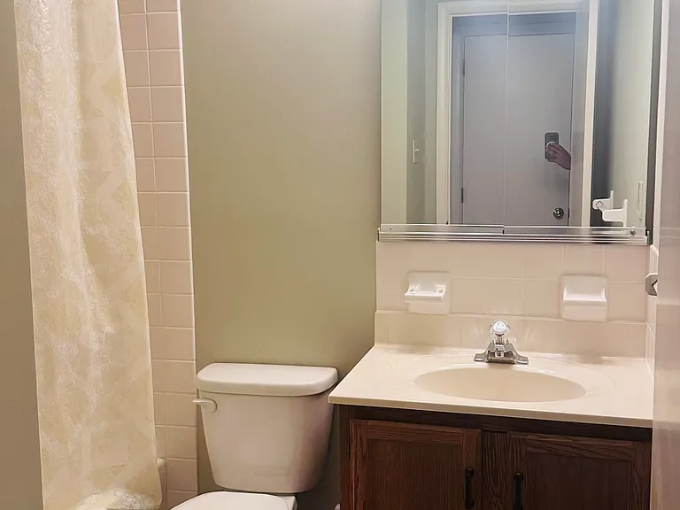 2nd Bathroom