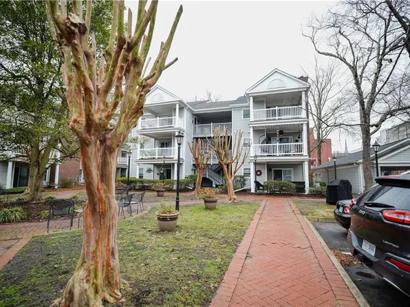 363 London St, Portsmouth, VA 23704