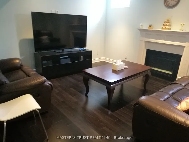 66 Starhill Cres — Photo 15
