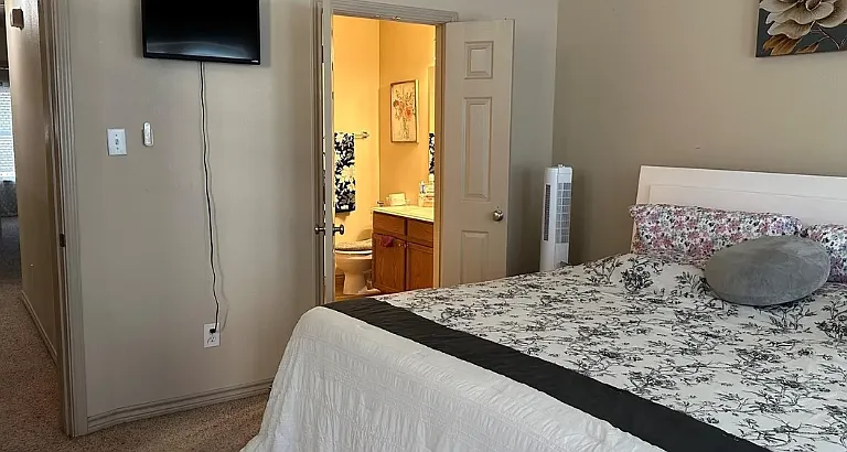 12623 Oceanside Dr — Photo 2
