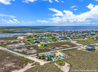 309 Kingfish Dr, Rockport, TX 78382