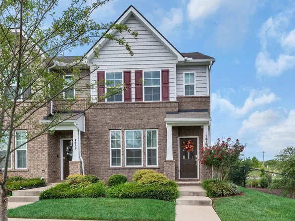 1037 Henley Ln, Gallatin, TN 37066