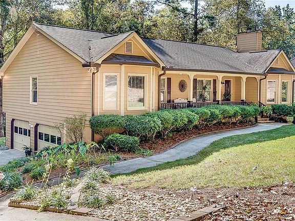 2nd image of 3142 Heritage Crossing Dr