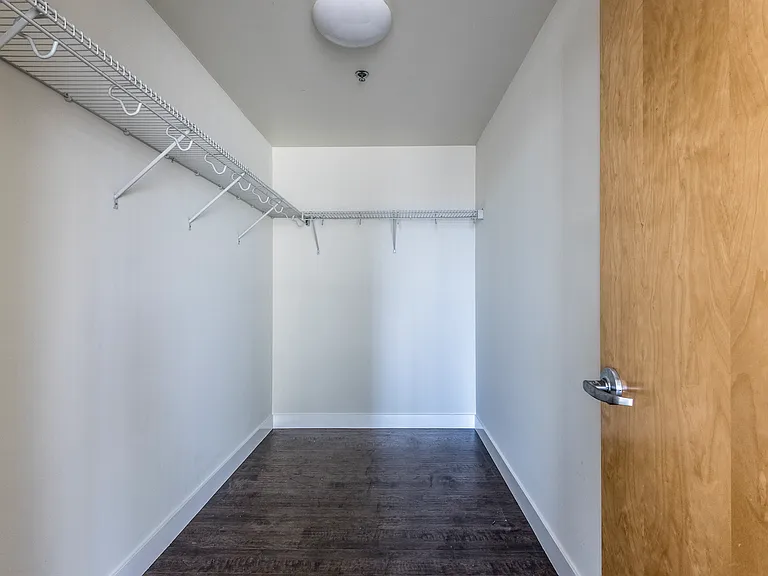 1111 S Grand Ave #701 — Photo 9