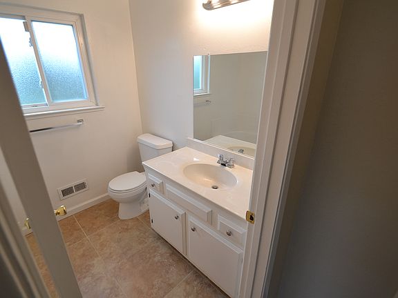 4th image of 1532 Woodland Dr