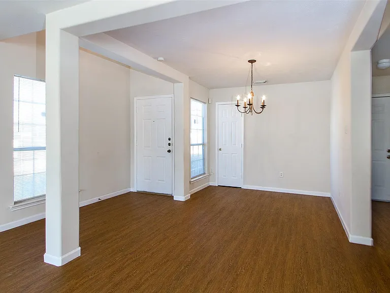 14202 Ballfour Park Ln — Photo 5