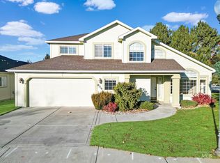 859 Canyon Park Ave, Twin Falls, ID 83301