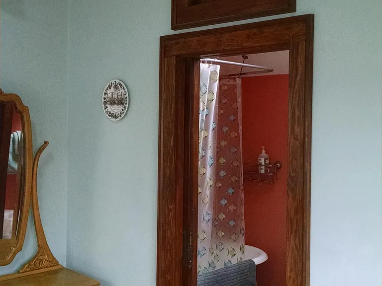 3821 N Gantenbein Ave #B — Photo 8