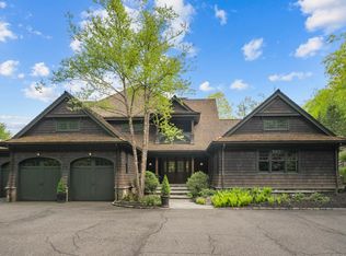 22 Schoolhouse Ln, Mendham Township, NJ 07960