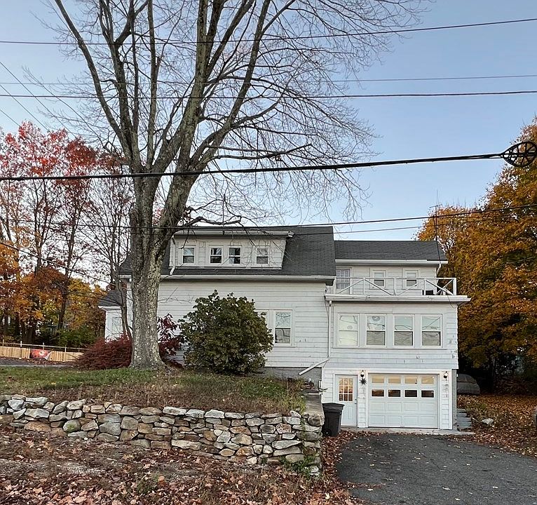 125 Park St, Gardner, MA 01440 Zillow