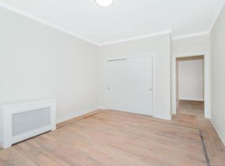 637 Van Cortlandt Park Ave #1A, Yonkers, NY 10705