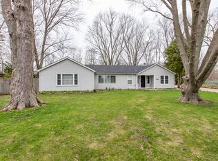 38054 N North Shore Ave, Beach Park, IL