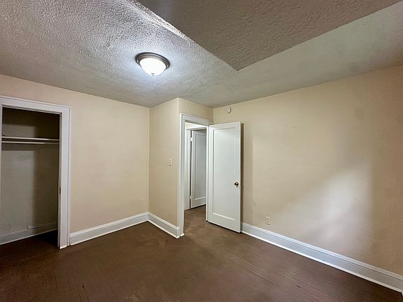 3rd image of 1248 Pondview Ave #1