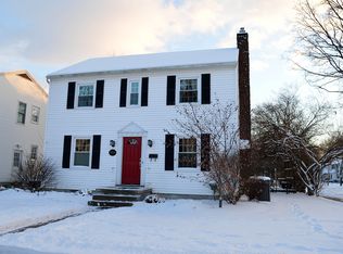 504 Meadowlawn Ave, East Lansing, MI