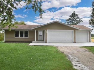 11001 S 92nd St, Franklin, WI 53132