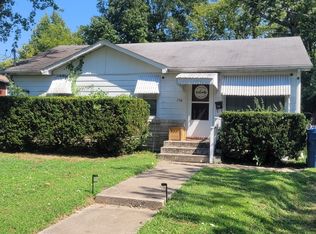730 N 23rd St, Murphysboro, IL 62966
