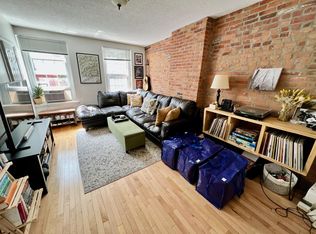 16 Grove St #22, Boston, MA 02114