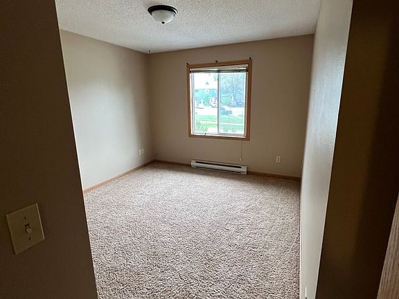 4th image of 1801 Red Dale Dr #3