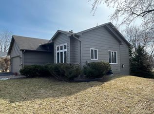 13225 56th Ave N, Plymouth, MN 55442