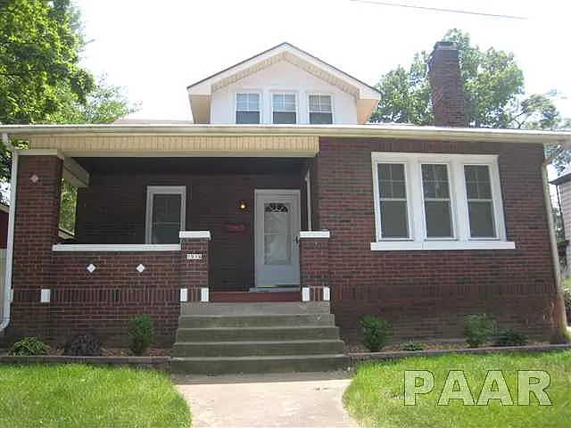1014 W Columbia Ter photo 1