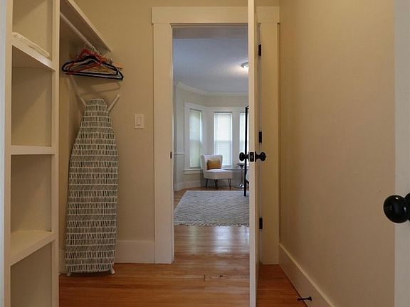 4th image of 1952 Quechee Main St Unit A