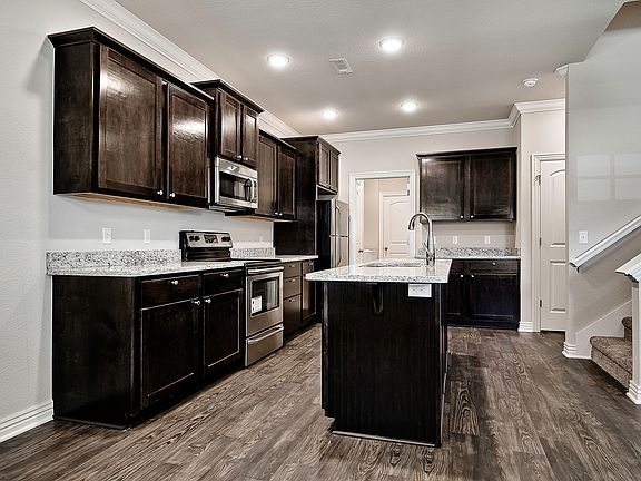 4th image of 101 Carrington Ave #219