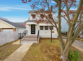 10411 205th Street, Saint Albans, NY 11412